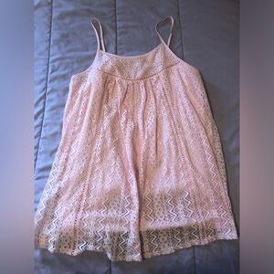 Delicate Lace Spaghetti-Strap Camisole in Light Pink